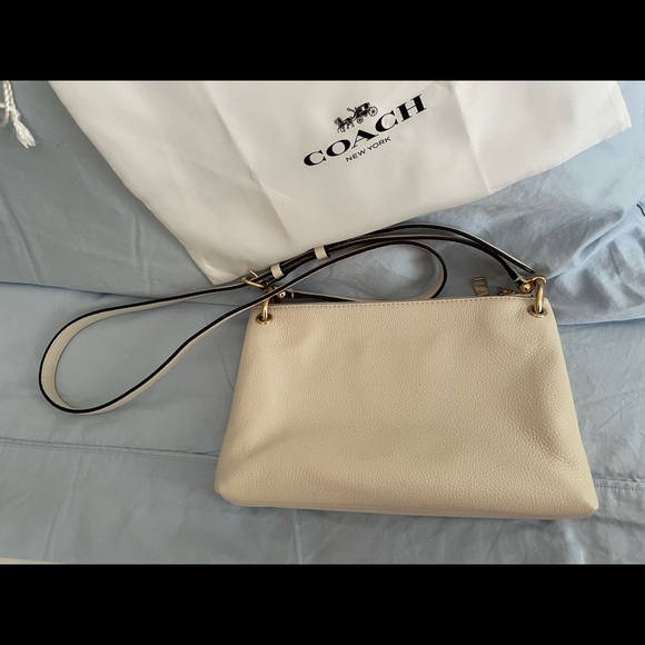 COPY - Coach Mia Crossbody - Picture 3 of 16